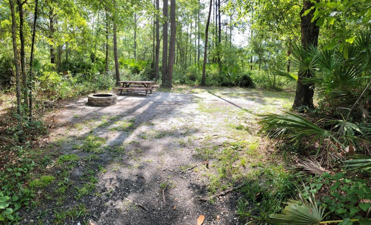 Okefenokee Pastimes Cabins And Campground Stanley Landing Exterior photo